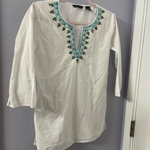 New York & Company White Tunic with Teal Beaded Embroidery